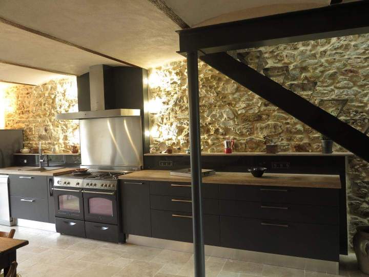 Création de cuisine sur mesure Crest