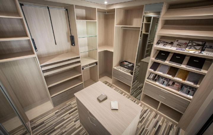 Rangement sur-mesure, organisé et élégant